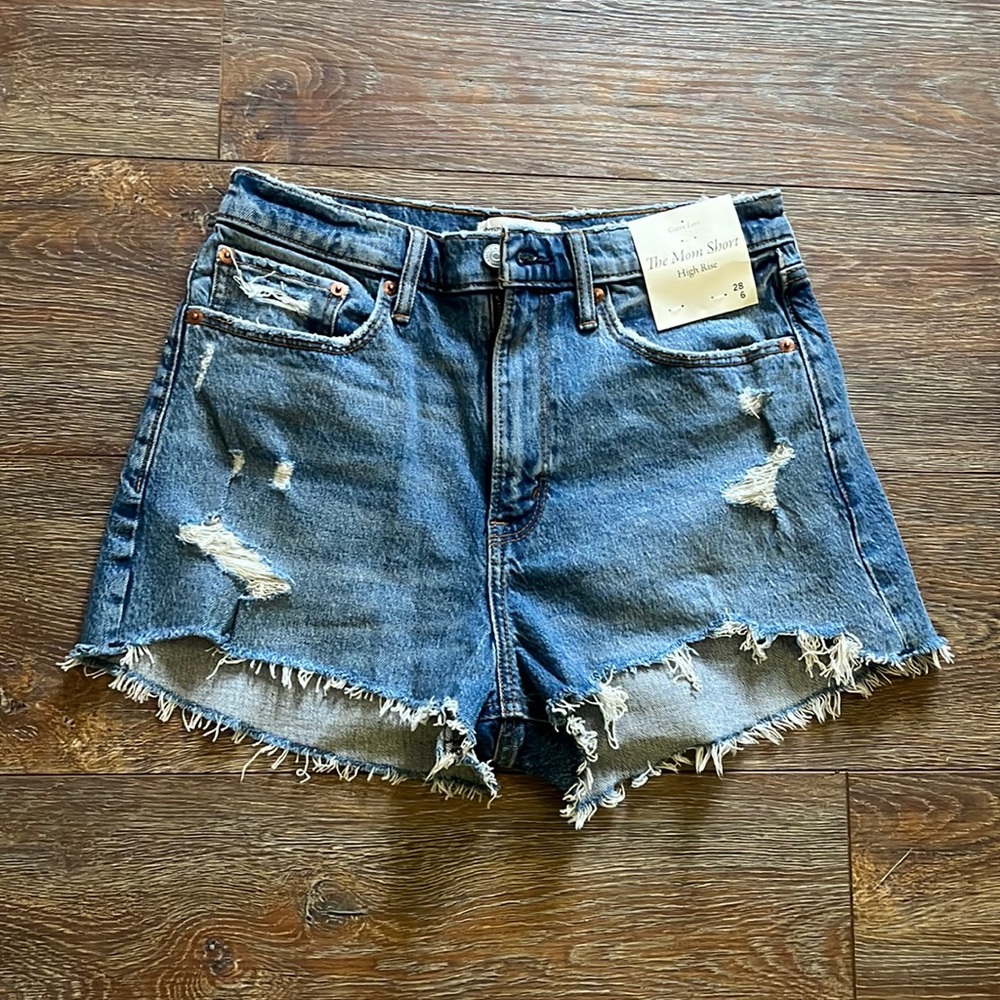 Abercrombie & Fitch Mom Shorts